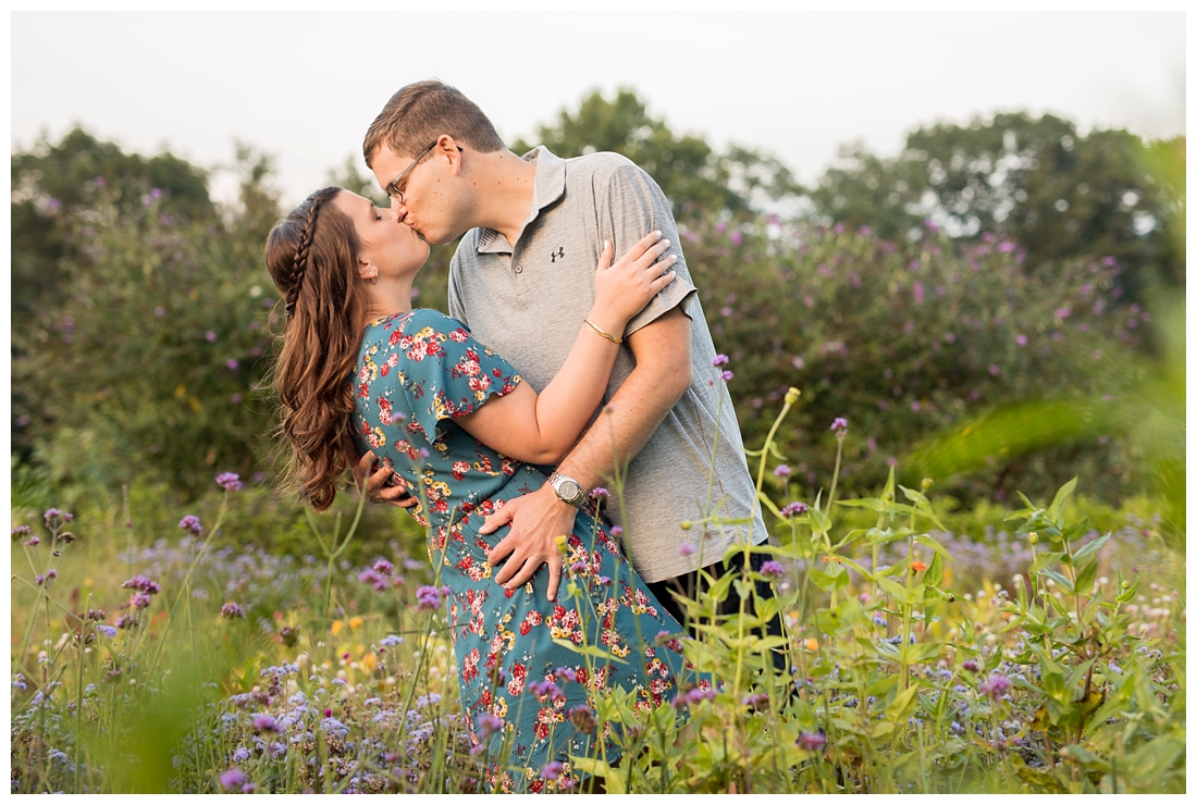 Maryland Wedding Photography Sunflower engagement photos. Maryland engagement. Bride and groom to be in flower fields. Flower fields maryland farm engagement photos.