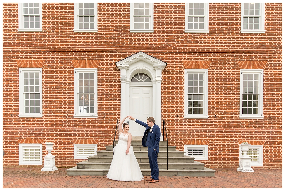 Frederick Maryland wedding. dulaneys overlook wedding. purple and blue wedding. spring wedding. maryalnd wedding photographer, frederick wedding photographer, barn wedding. sunny wedding, 