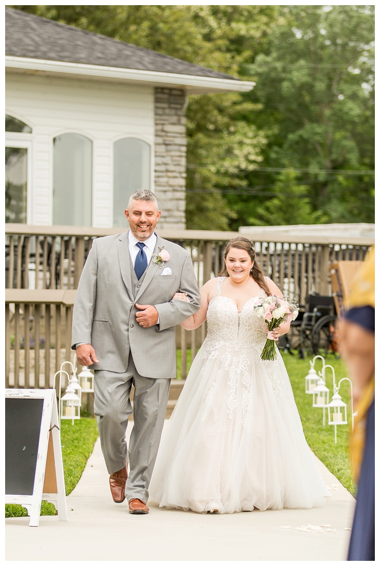 Baltimore Maryland wedding photographer, eastern yacht club wedding, baltimore wedding, essex wedding, spring wedding, 2019 couple. waterfront wedding, chesapeake bay wedding