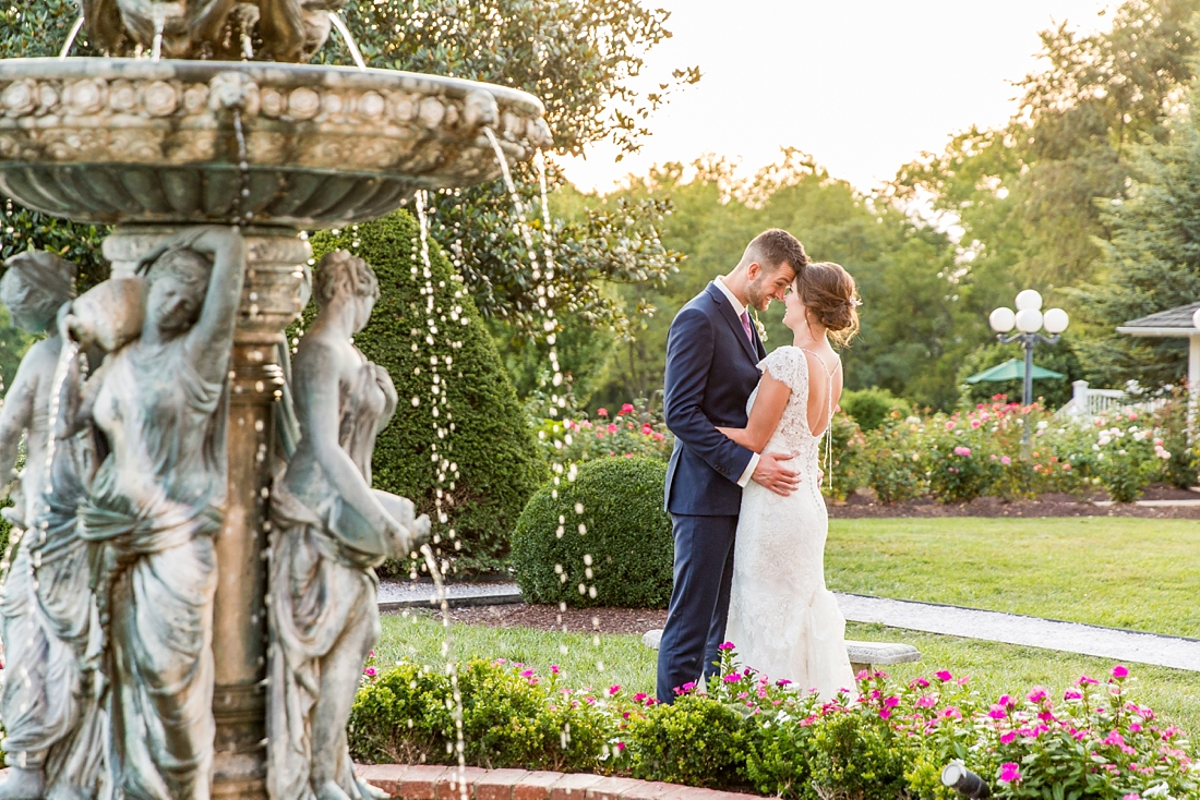 Antrim 1844 wedding. Summer wedding. 2019 couple. 2019 bride. bride and groom portraits