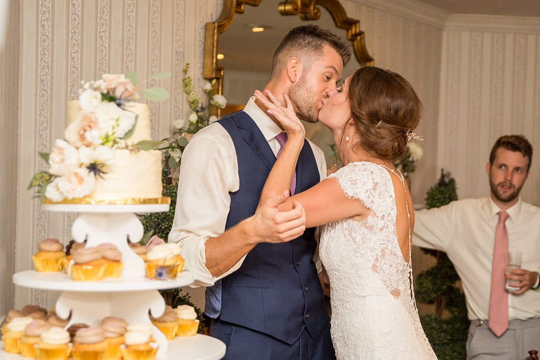 Antrim 1844 wedding. Summer wedding. 2019 couple. 2019 bride. wedding cake cutting