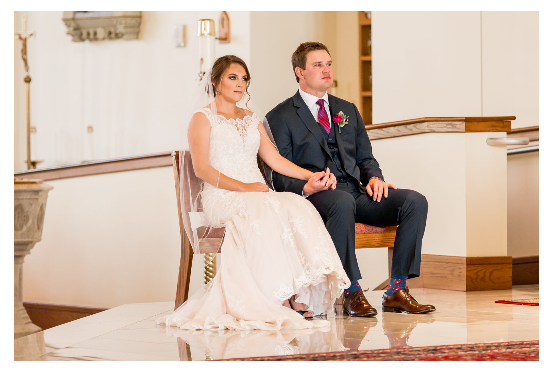 Fall Wedding. Catholic Wedding Ceremony. Westminster Maryland Wedding. Frederick Wedding Photographer. 