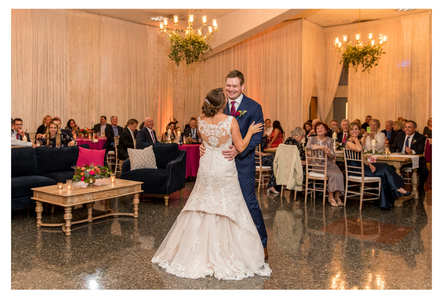 Fall Wedding. Catholic Wedding Ceremony. Westminster Maryland Wedding. Frederick Wedding Photographer. 