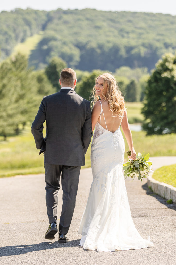 Hayfields Country Club wedding. Hayfields summer wedding. Golf Course wedding. Summer golf course wedding.