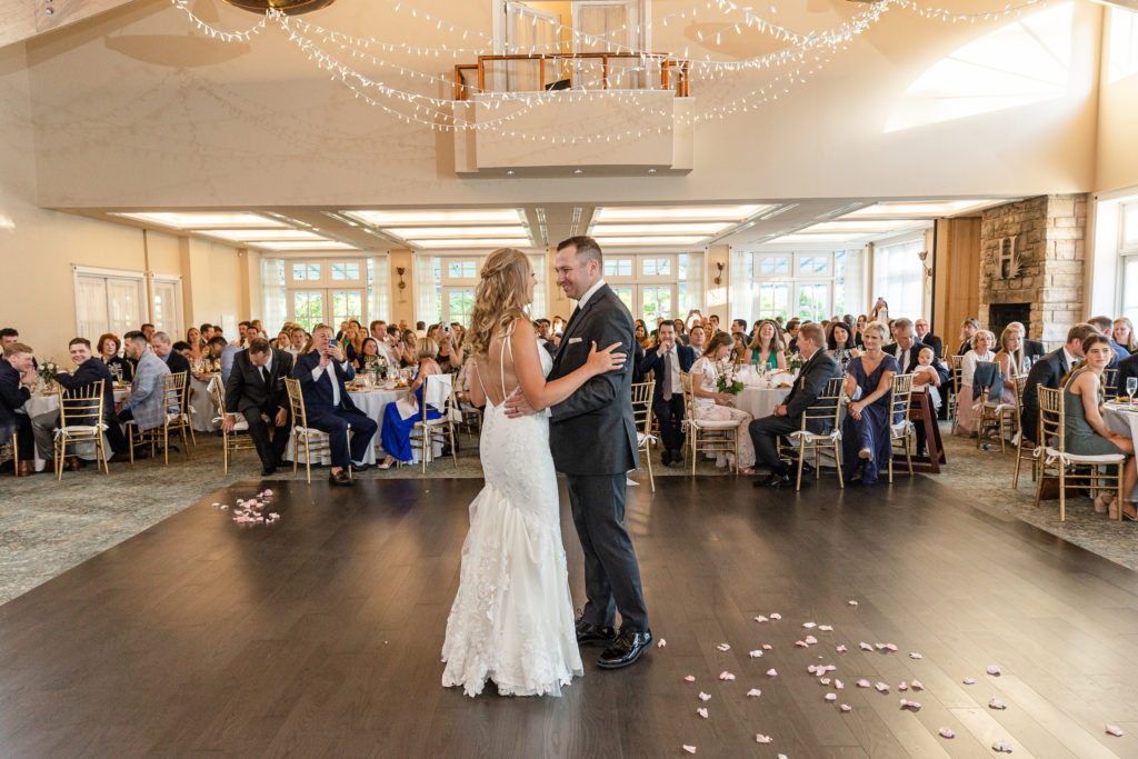 Hayfields Country Club wedding. Hayfields summer wedding. Golf Course wedding. Summer golf course wedding.