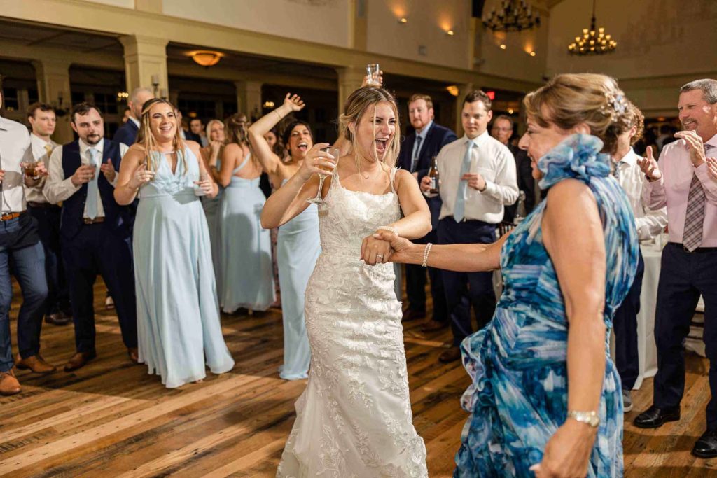 Catoctin Hall Musket Ridge Wedding Photography Spring Summer Dusty Blue Jewish Wedding