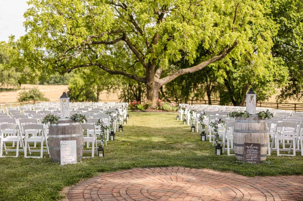 Walkers Overlook Wedding Photography Summer Wedding Vintage Plates Dusty Lavender